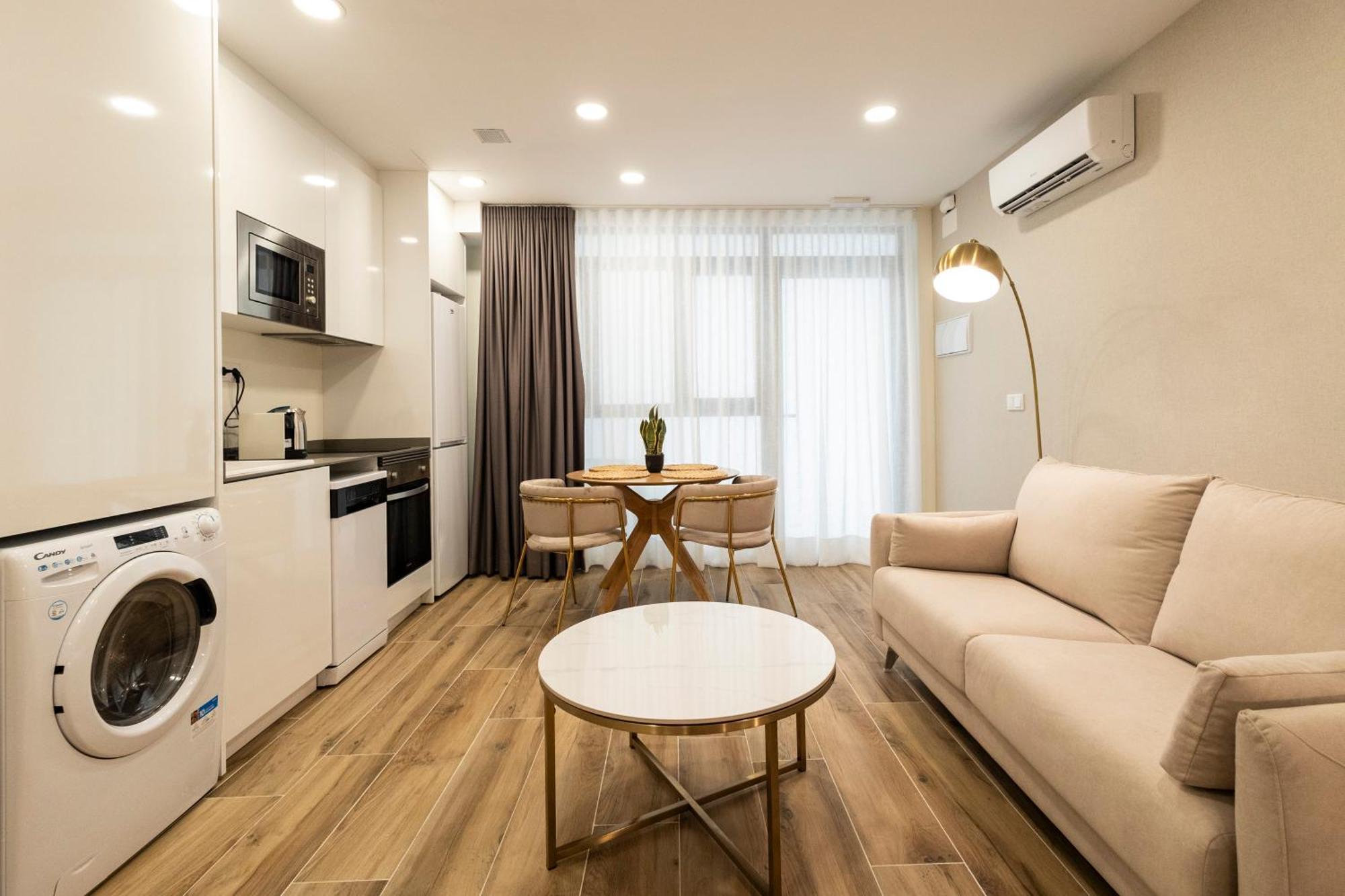Cortes Suites By Concept Flats Valencia Buitenkant foto
