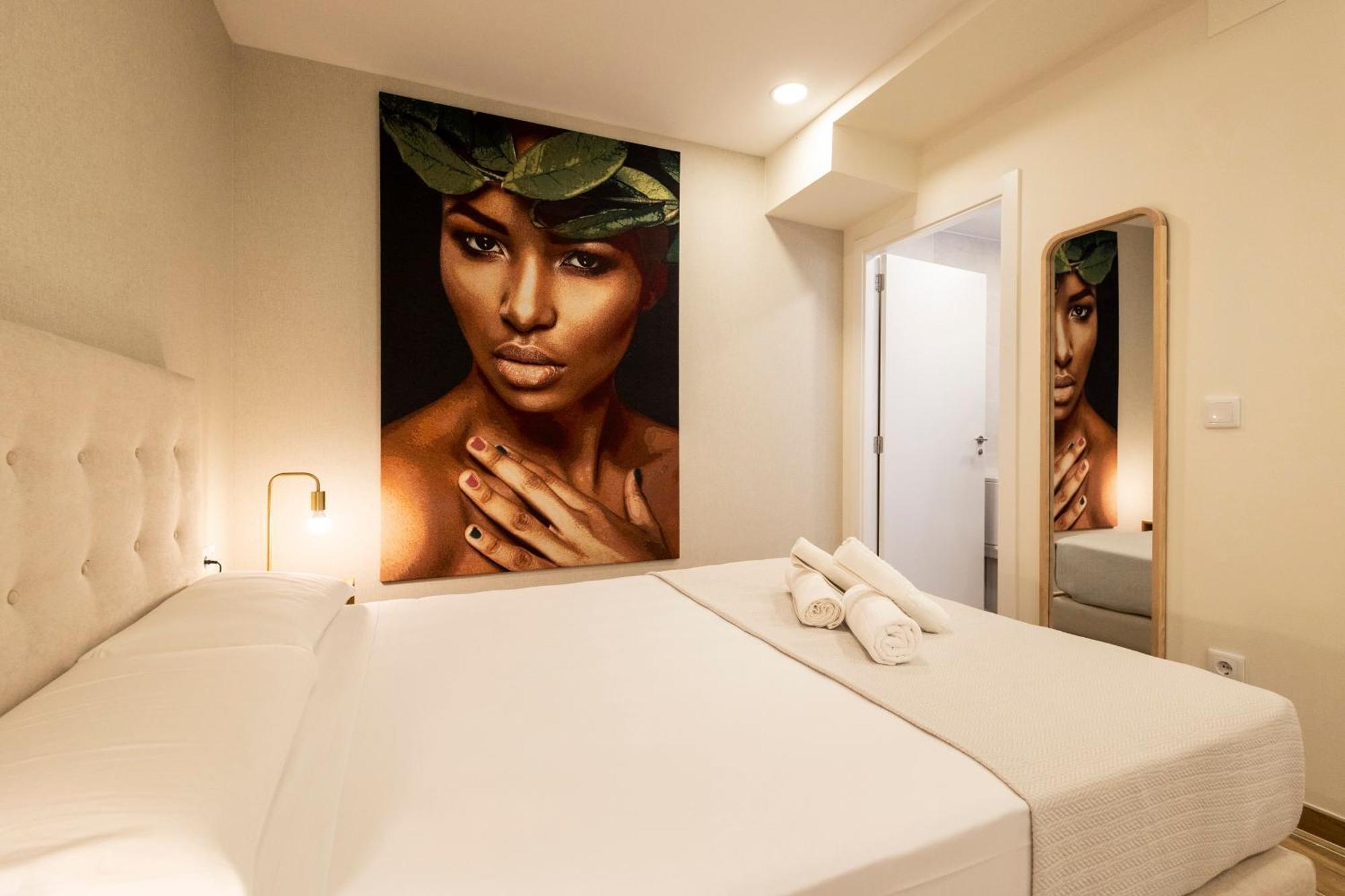 Cortes Suites By Concept Flats Valencia Buitenkant foto
