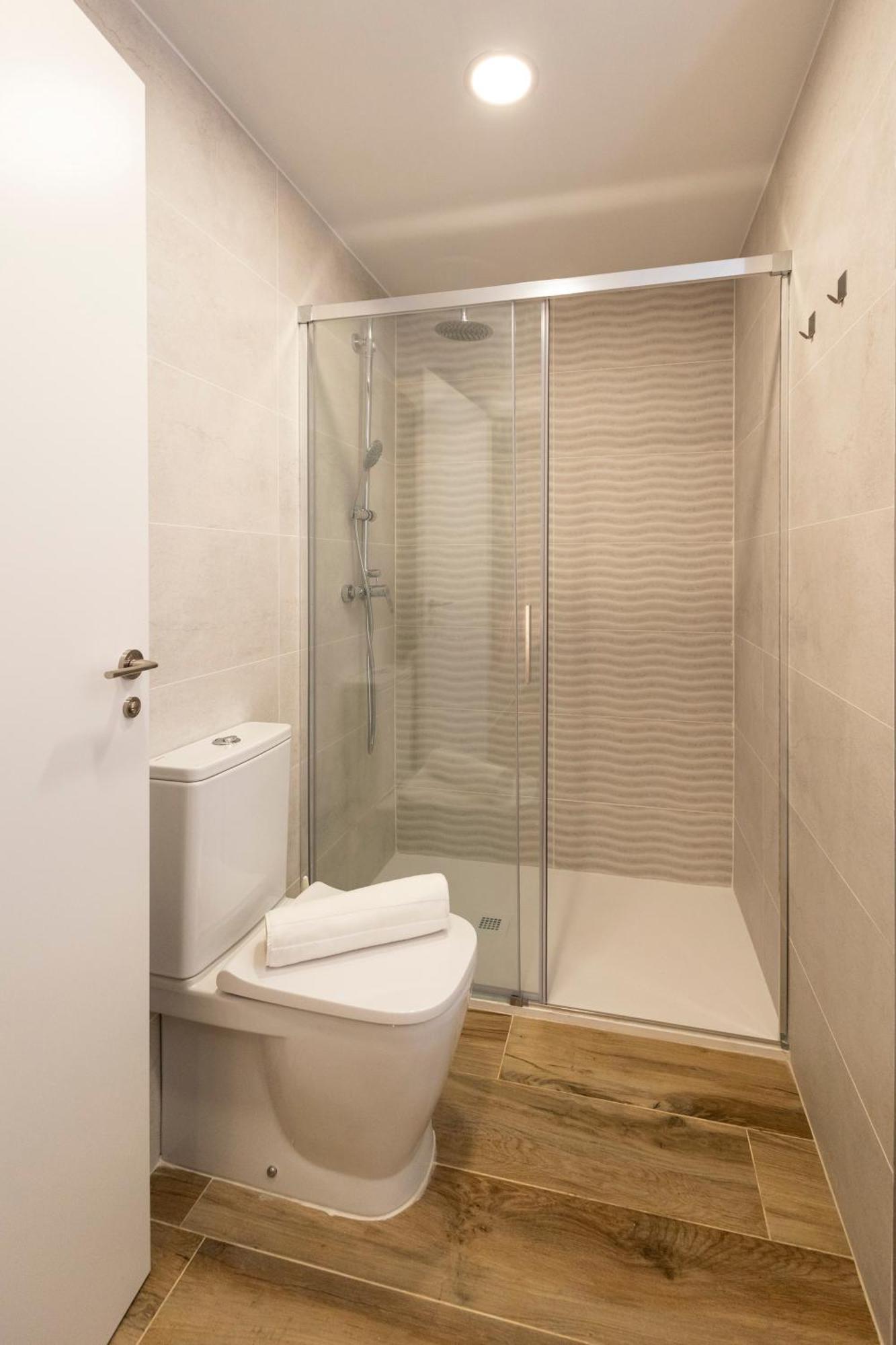Cortes Suites By Concept Flats Valencia Buitenkant foto