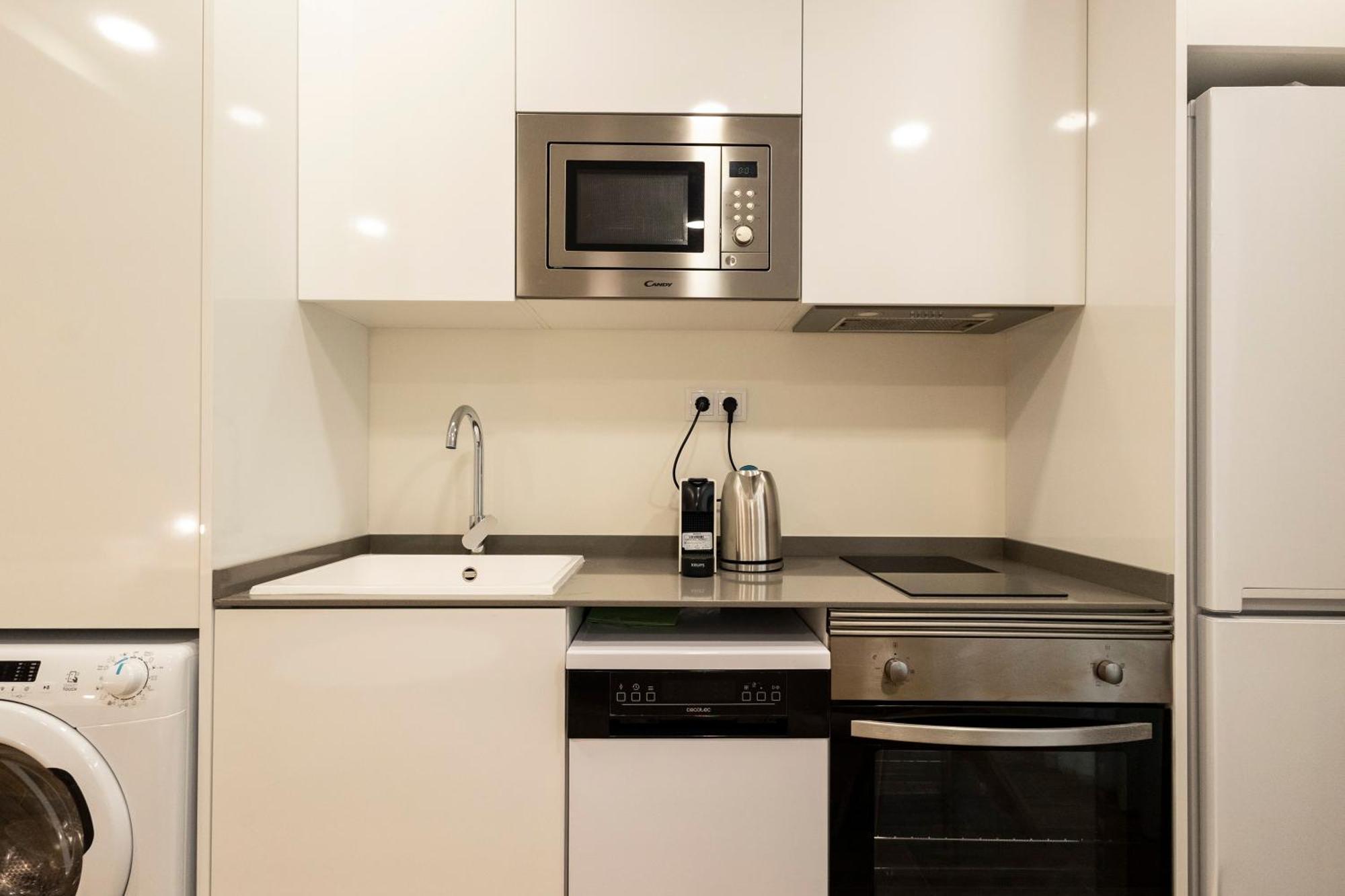 Cortes Suites By Concept Flats Valencia Buitenkant foto