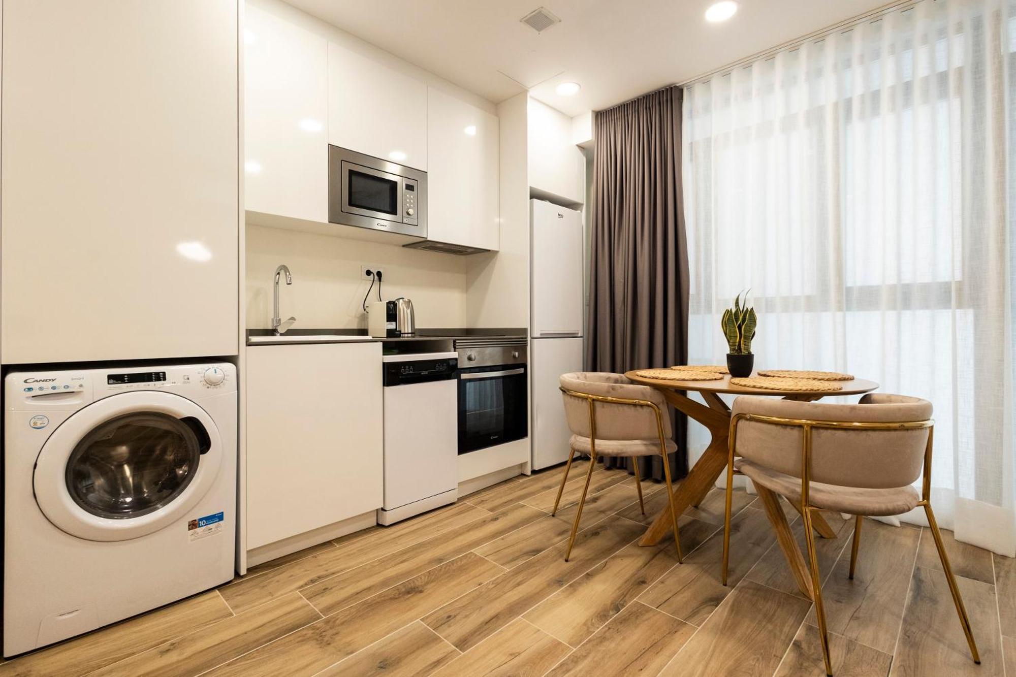 Cortes Suites By Concept Flats Valencia Buitenkant foto